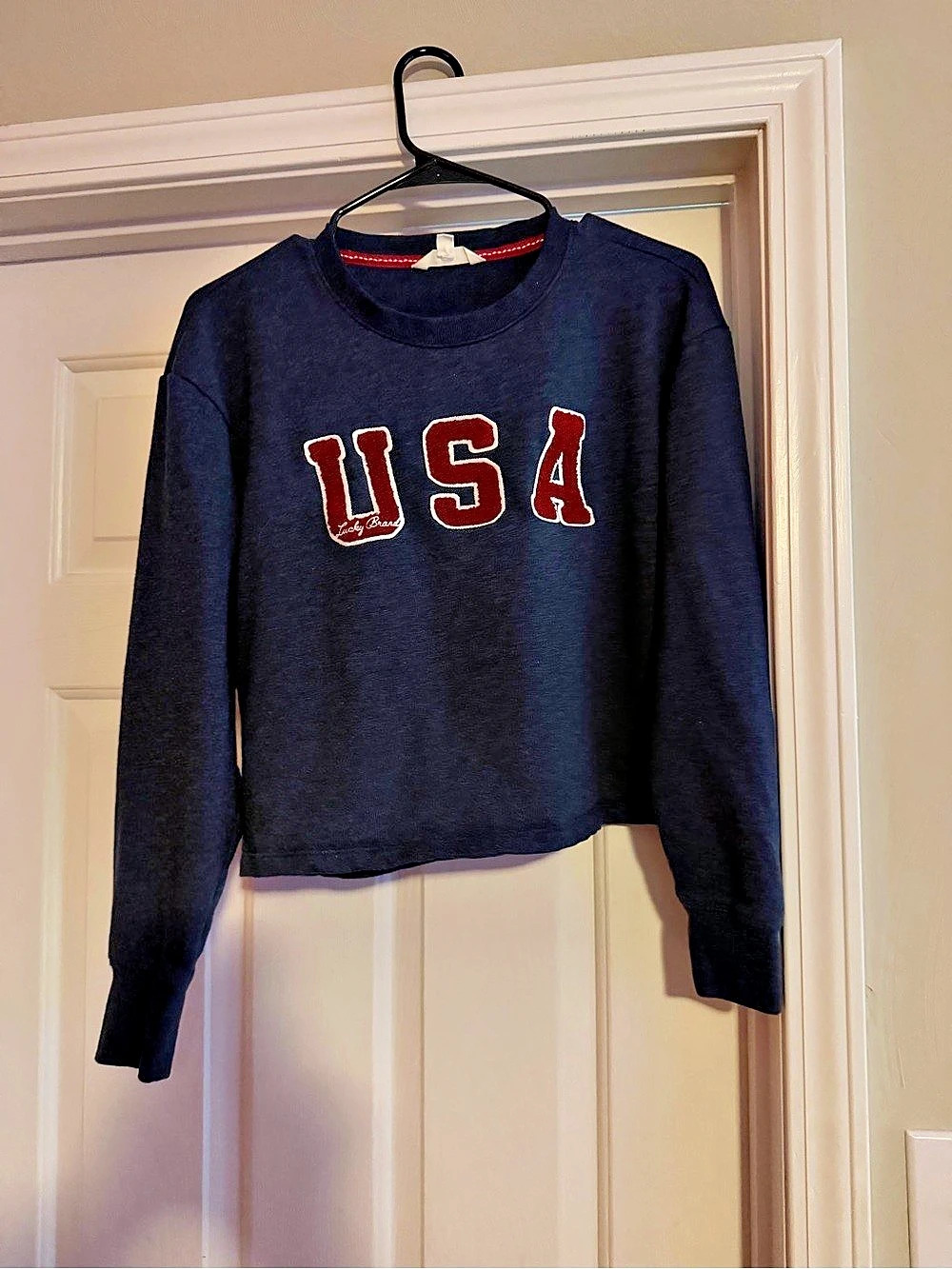 Lucky Brand USA Graphic Sweatshirt in Blue Small Like New